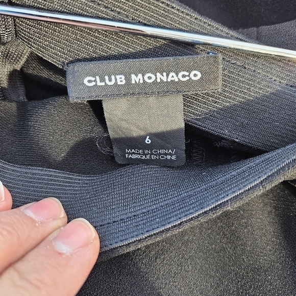 Club Monaco black swingy midi skirt size 6 - Picture 4 of 5